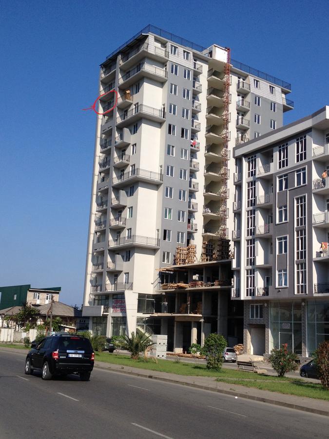 Nodari Batumi Luaran gambar