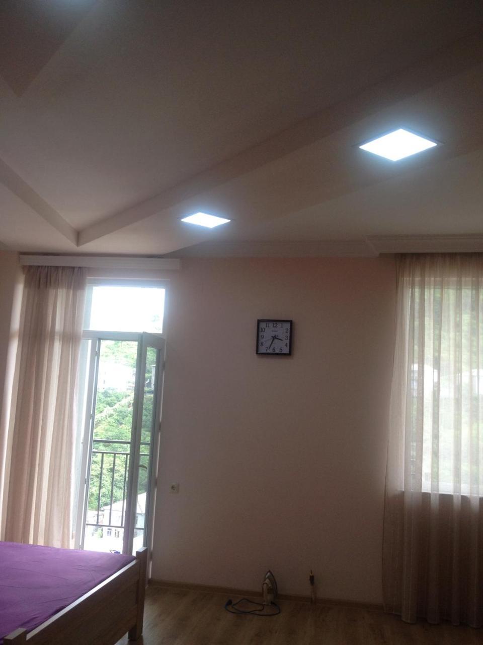 Nodari Batumi Luaran gambar
